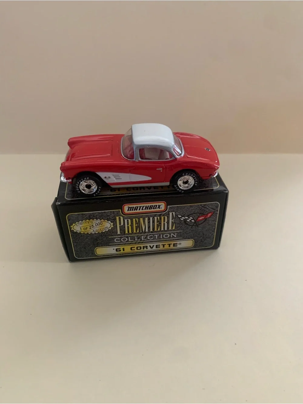 Matchbox Premiere Collection '61 Corvette Red & White Diecast